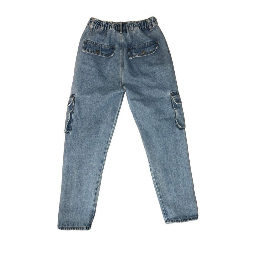Q2 Light Denim Straight Jeans Ripped With Side Pockets Small (size 4 US) - Picture 2 of 8
